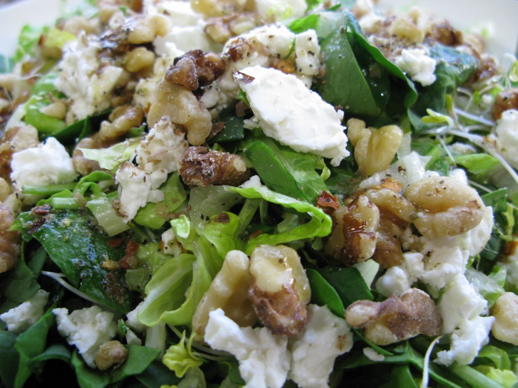 Ketogenic - Feta and Walnut Salad with Special House Dressing